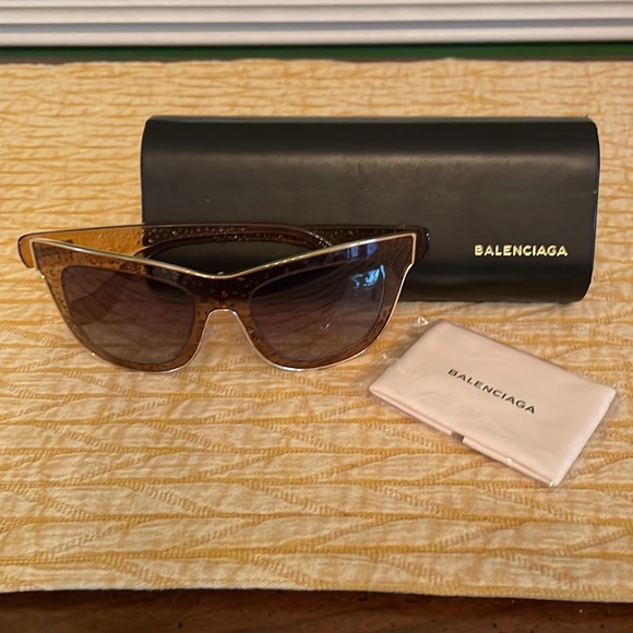 Balenciaga Sunglasses Style BA0055 - Picture 5 of 5